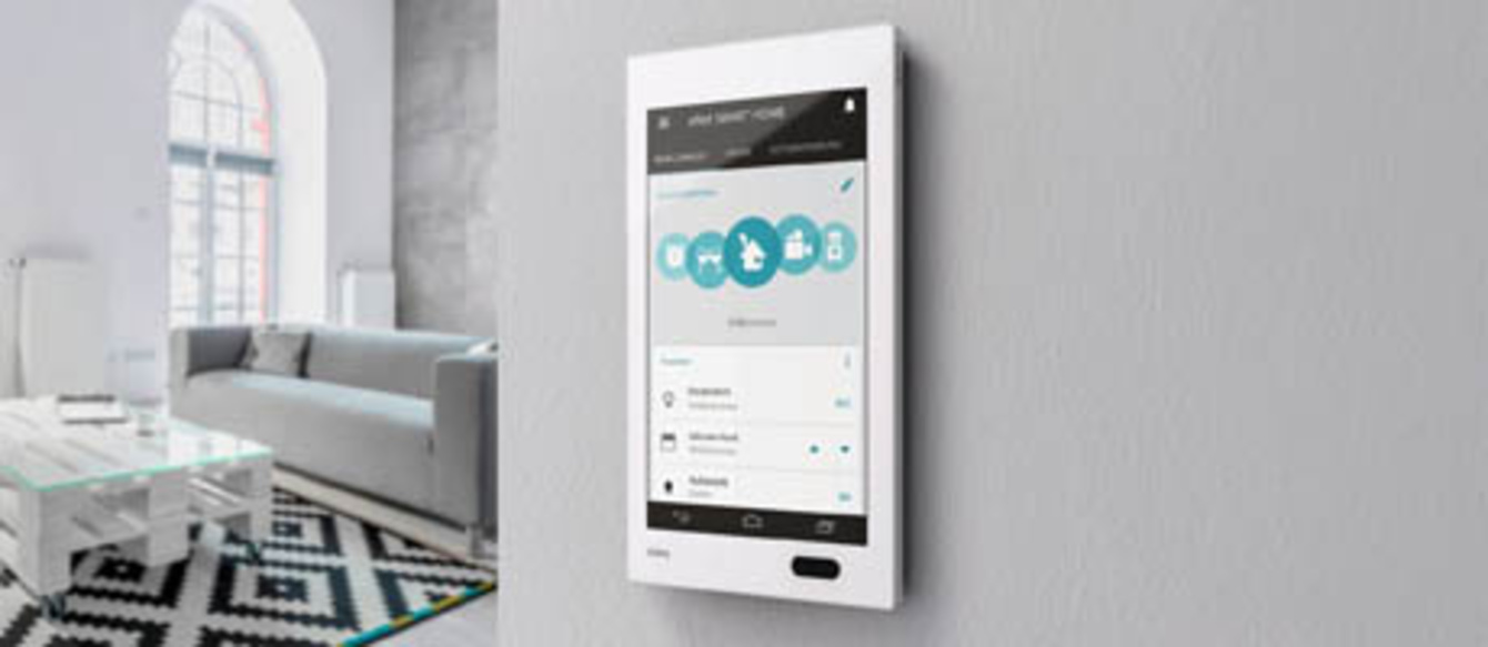 Bedienzentrale Gira G1 bei smart sab GmbH in Wolfhagen